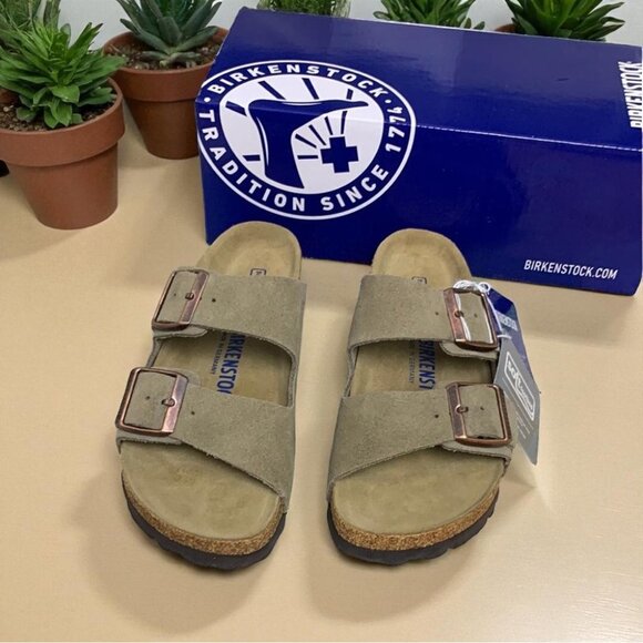 Birkenstock Arizona Taupe Sandals with Contoured Footbed - Picture 1 of 6